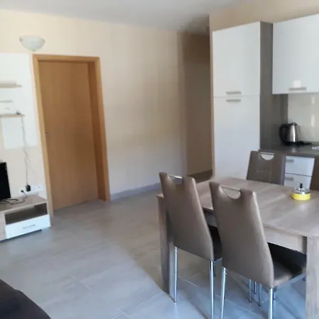 Juliet Apartment